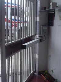 Miniatura Porton batiente